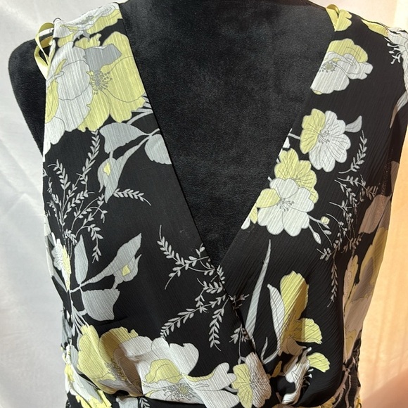 BOGO STUDIO 1 Black/Yellow/Gray Floral V-Neck Dress Size 14 NWOT - Picture 10 of 12